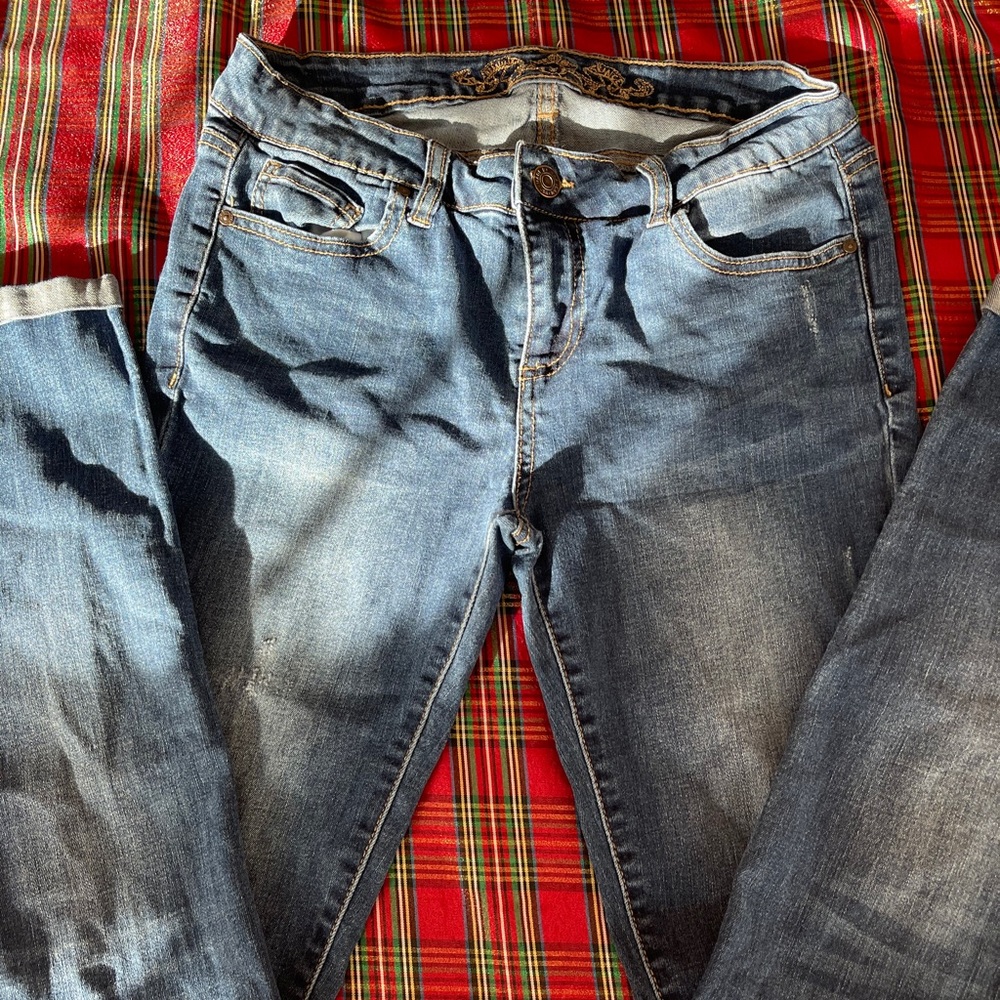 Juniors Ripped Jeans- Size 7 - Picture 2 of 10